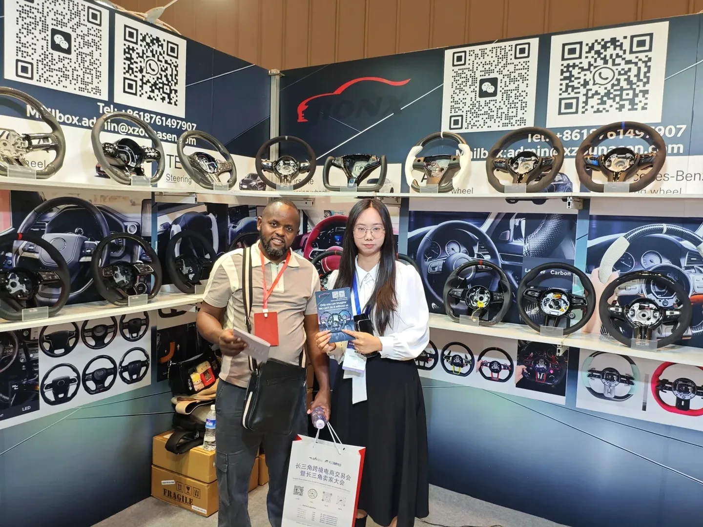 TORVANE team meeting an overseas customer at an international trade show